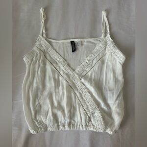 H&M v-neck with lace top